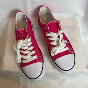 Women’s Pink Low-Top Canvas Sneakers with White Accents 7.5